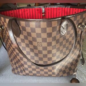 Authentic LV Neverful MM in stunning condition! Make me an offer!